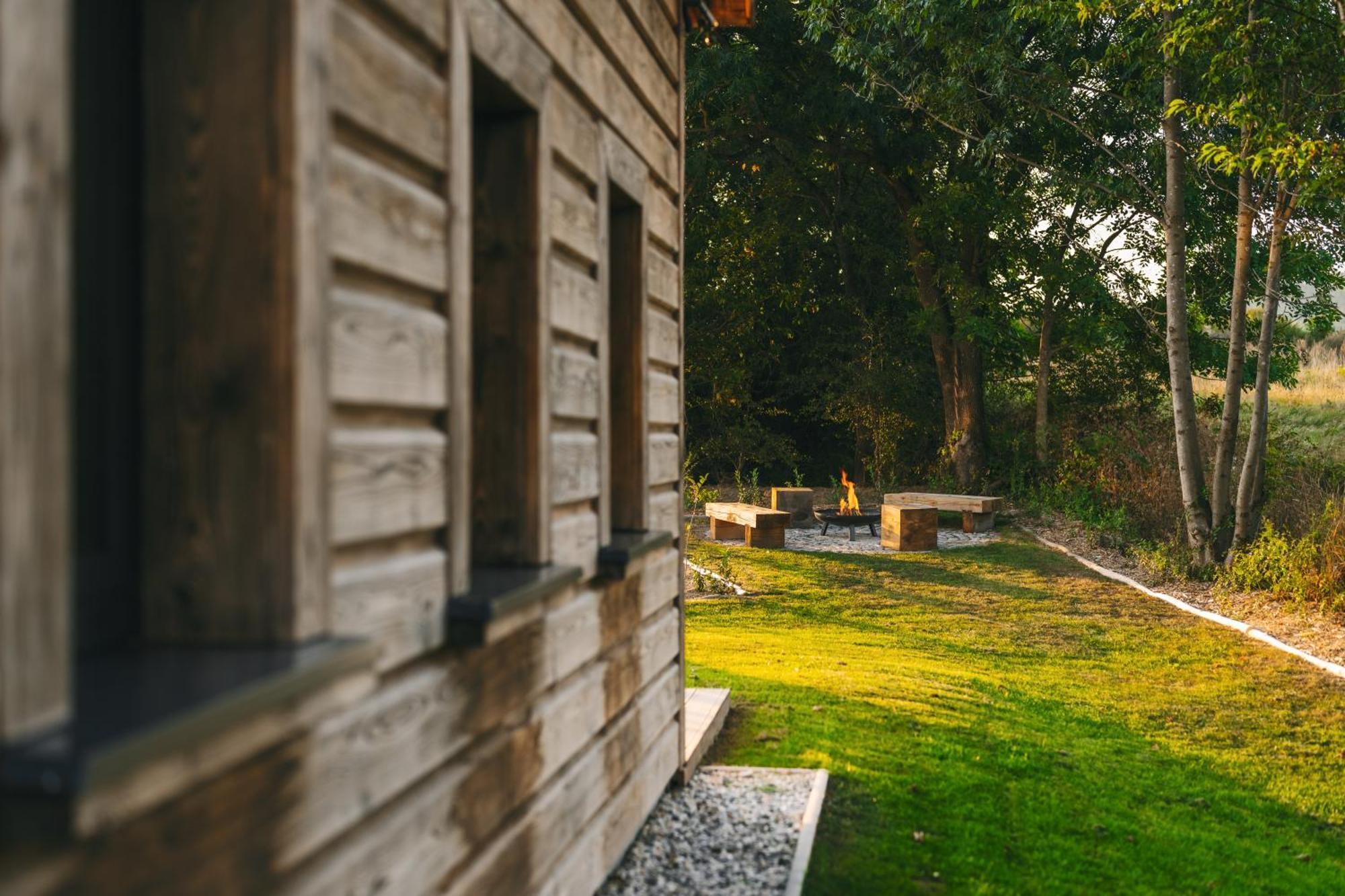 Villa Roubenka "Tam Kde Lisky Davaji Dobrou Noc" Černý Dŭl Esterno foto